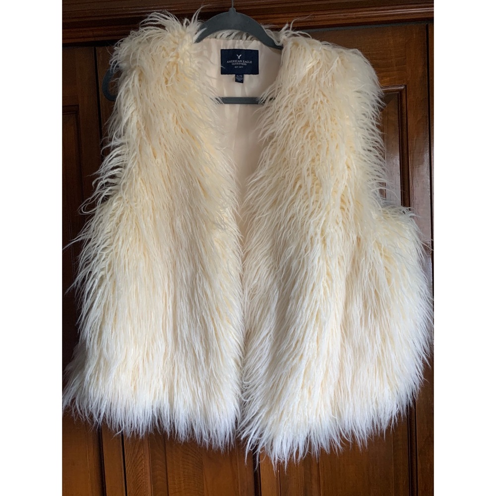 American Eagle faux fur vest